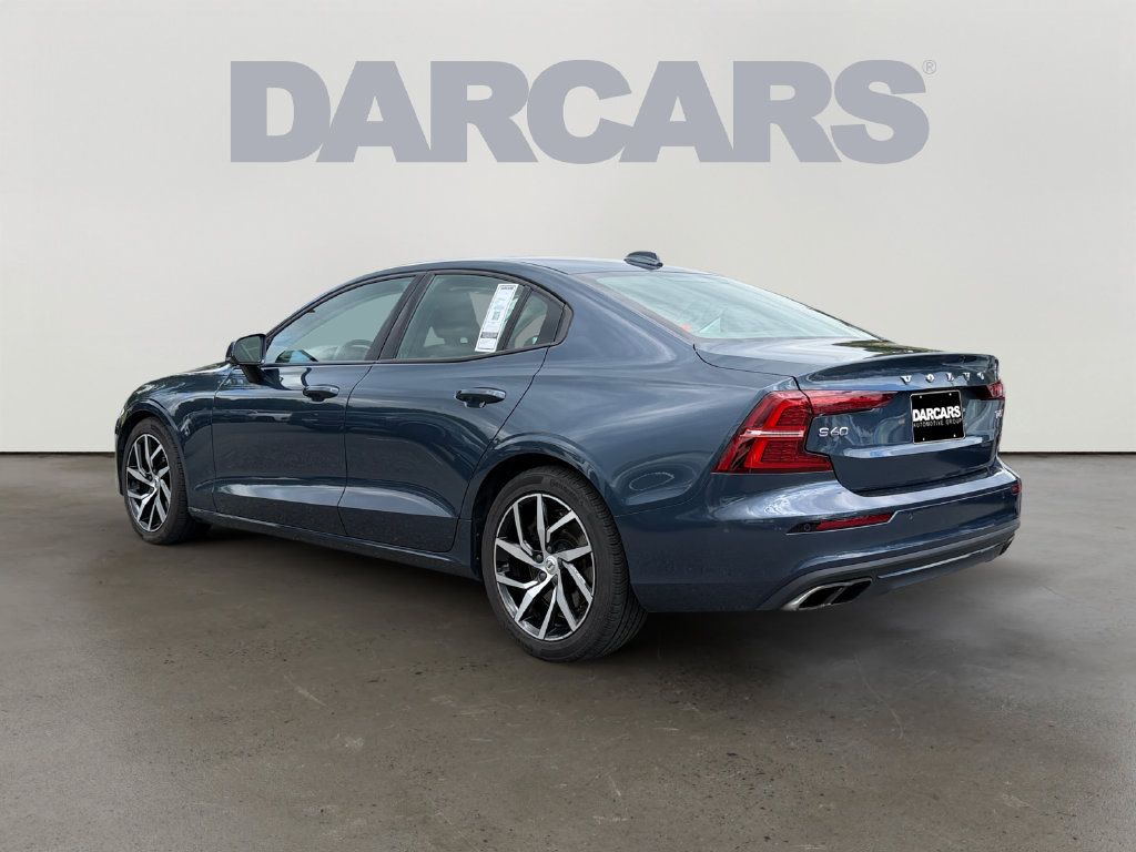 Used 2020 Volvo S60 T6 Momentum AWD/4WD image 5