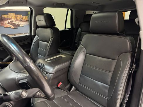 Used 2016 GMC Yukon Denali image 13