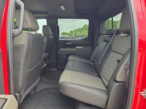 Used 2022 Chevrolet Silverado 1500 ZR2 w/ Technology Package AWD/4WD image 13