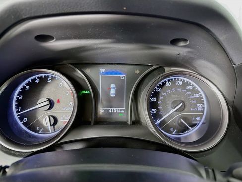Used 2024 Toyota Camry SE FWD image 16
