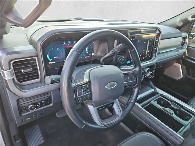 Certified 2025 Ford F350 Platinum AWD/4WD image 10