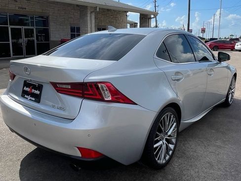 Used 2014 Lexus IS 250 w/ Navigation Package RWD image 5