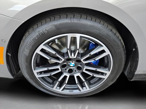 New 2026 BMW 530i w/ M Sport Package RWD image 38
