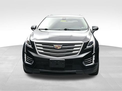 Used 2018 Cadillac XT5 Premium Luxury w/ Driver Assist Package AWD/4WD image 8