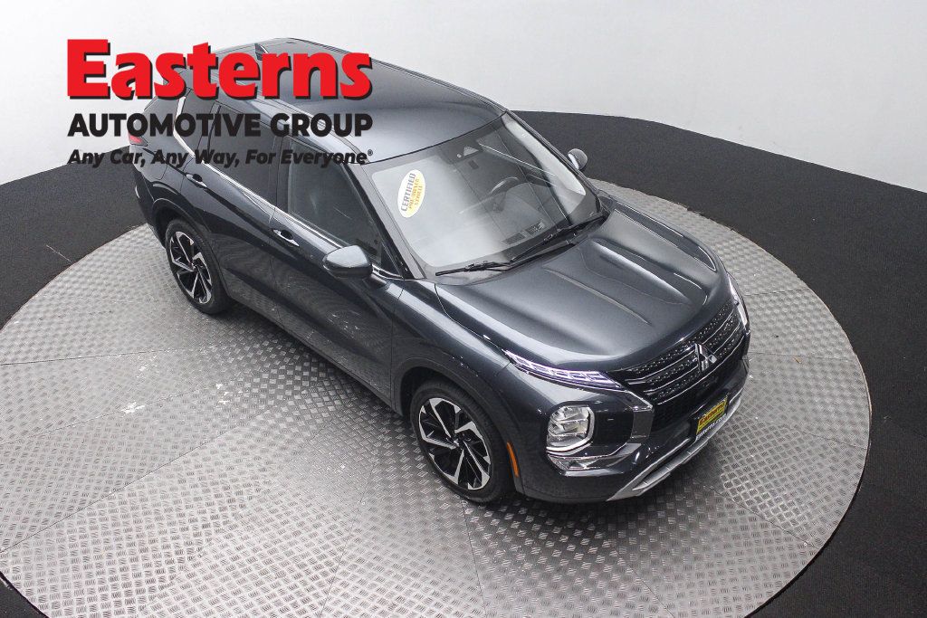 Used 2024 Mitsubishi Outlander SE AWD/4WD image 5