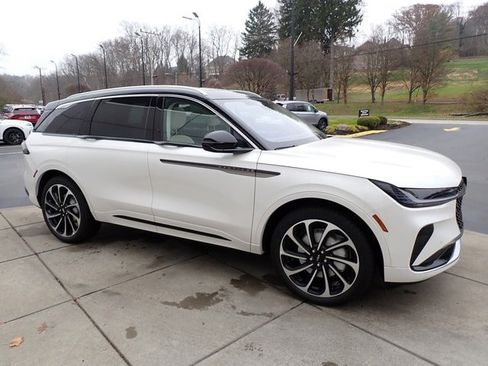 New 2026 Lincoln Nautilus Black Label image 7