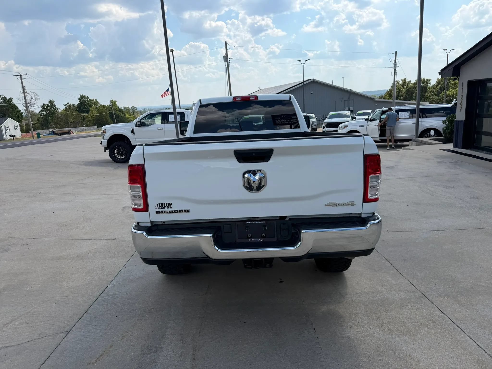 Used 2024 RAM 2500 Big Horn AWD/4WD image 8