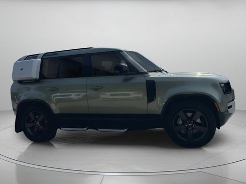 Used 2020 Land Rover Defender 110 HSE image 34