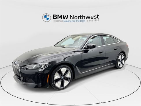 Used 2025 BMW i4 xDrive40i w/ Parking Assistance Package image 1
