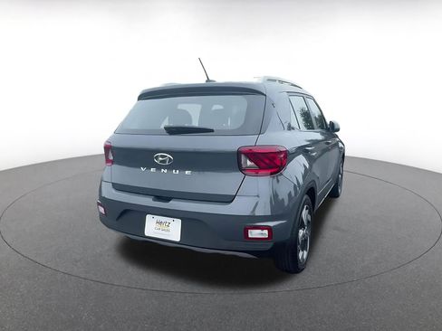 Used 2025 Hyundai Venue SEL image 14