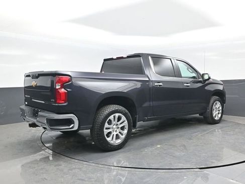 Used 2024 Chevrolet Silverado 1500 LTZ w/ Z71 Off-Road Package AWD/4WD image 18