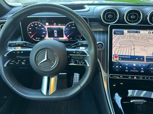 Used 2024 Mercedes-Benz GLC 300 image 18