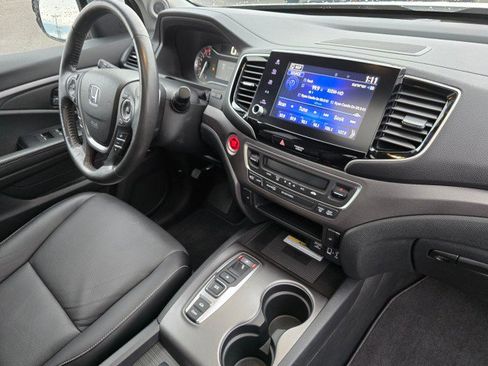 Used 2023 Honda Ridgeline RTL-E image 13