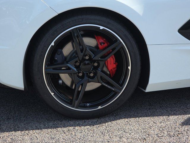 Used 2024 Chevrolet Corvette Stingray Premium Conv w/ Z51 Performance Package RWD image 13