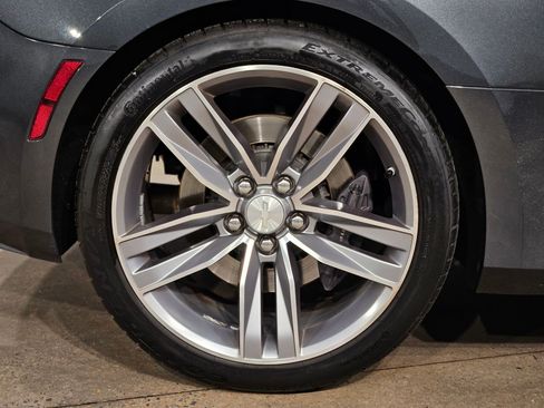 Used 2016 Chevrolet Camaro SS image 17