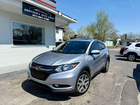 Used 2018 Honda HR-V EX image 4