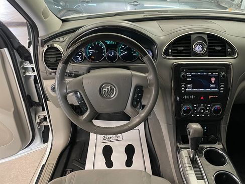 Used 2017 Buick Enclave Convenience FWD image 9