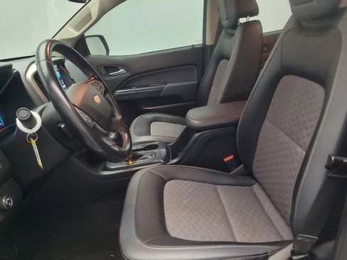 Used 2017 Chevrolet Colorado Z71 AWD/4WD image 17