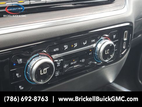 New 2025 GMC Sierra 1500 SLT w/ SLT Convenience Package image 29