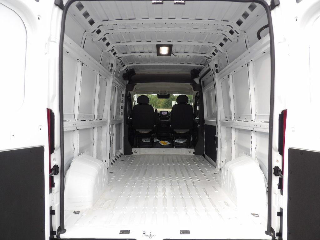 Used 2026 RAM ProMaster 2500 w/ Convenience Group FWD image 40
