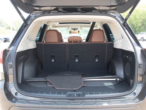 Used 2021 Subaru Forester Touring AWD/4WD image 16