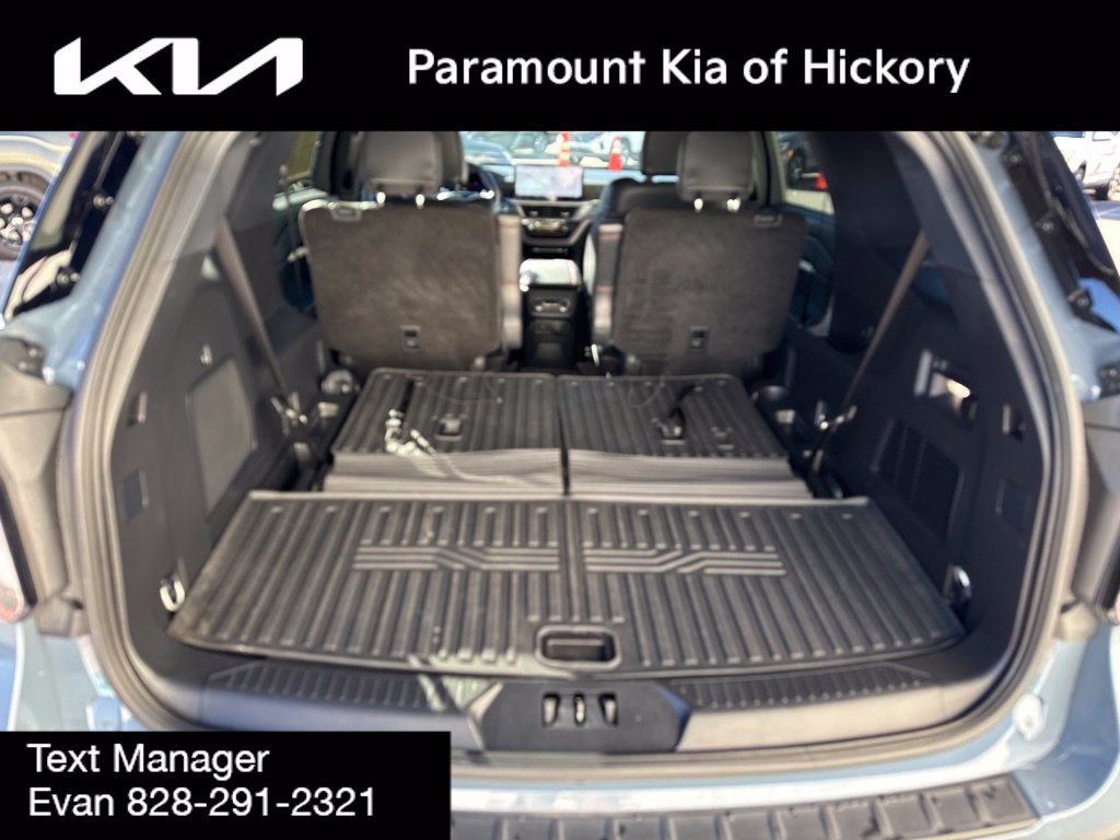 Used 2025 Ford Explorer ST-Line AWD/4WD image 13
