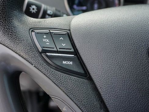 Used 2013 Hyundai Sonata GLS w/ Popular Equipment Pkg image 12