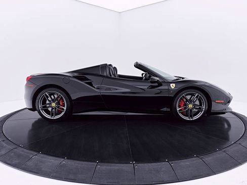 Used 2018 Ferrari 488 Spider RWD image 25