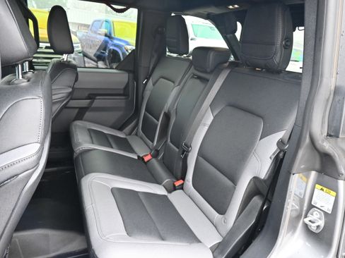Used 2024 Ford Bronco Big Bend image 10