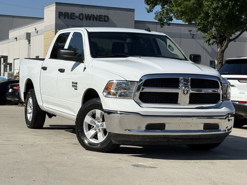 Used 2023 RAM 1500 Classic SLT w/ Electronics Group AWD/4WD image 2
