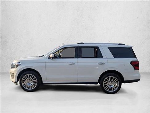 Used 2023 Ford Expedition Limited image 9