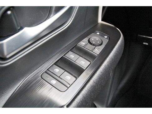 New 2026 Nissan Kicks SV w/ Illumination Package image 15