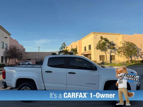 Used 2021 Chevrolet Colorado W/T w/ WT Convenience Package AWD/4WD image 3