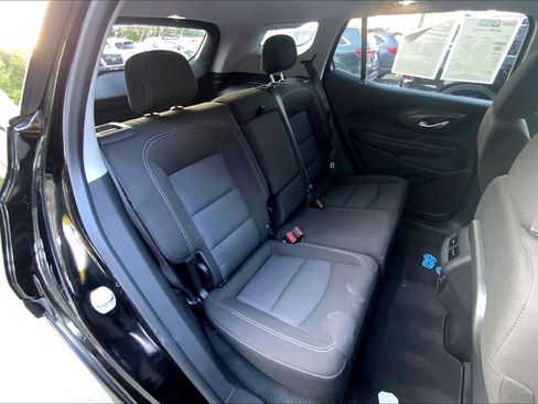 Used 2023 GMC Terrain SLE FWD image 28