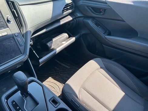Used 2024 Subaru Crosstrek 2.0i AWD/4WD image 17