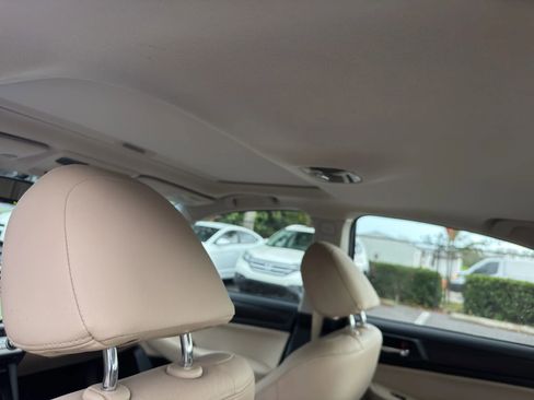 Used 2016 Subaru Legacy 3.6R Limited image 28