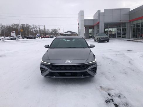 New 2026 Hyundai Elantra Limited image 5