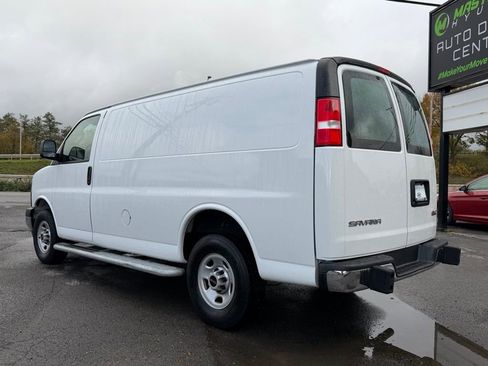 Used 2024 GMC Savana 2500 w/ Driver Convenience Package image 6