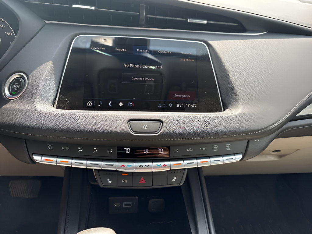 Used 2019 Cadillac XT4 Premium Luxury w/ Cold Weather Package FWD image 24
