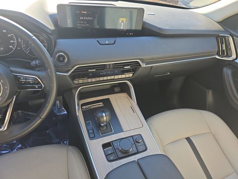 Used 2025 MAZDA CX-90 3.3 Turbo w/ Preferred Package image 22