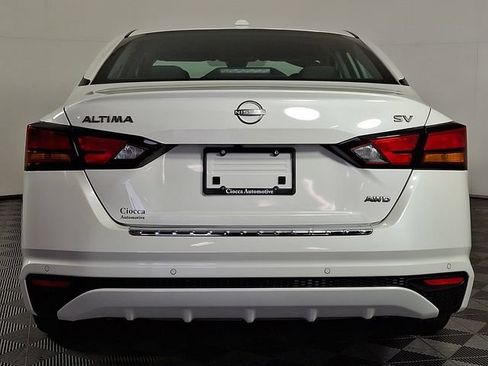 Used 2023 Nissan Altima 2.5 SV AWD/4WD image 8