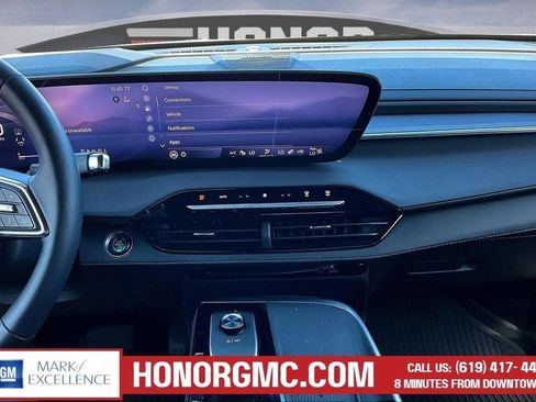 Certified 2025 Buick Enclave Sport Touring w/ LPO, Floor Liner Package FWD image 10