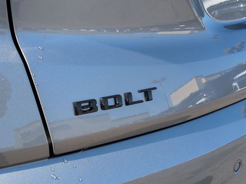 New 2027 Chevrolet Bolt RS w/ Technology Package FWD image 32