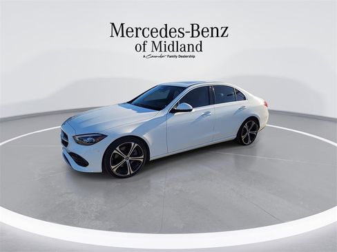 Used 2024 Mercedes-Benz C 300 Sedan image 4