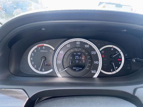 Used 2016 Honda Accord Touring image 13