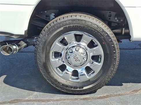 New 2025 Ford F350 King Ranch w/ Chrome Package image 18