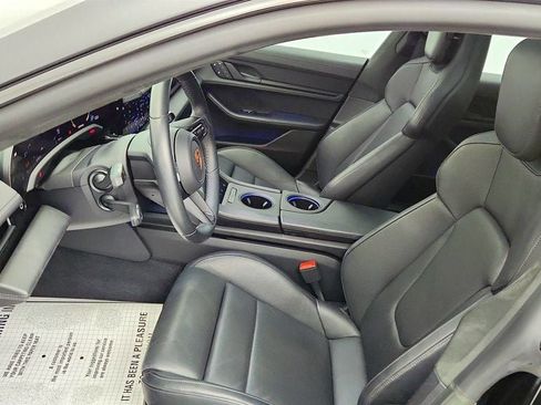 Used 2022 Porsche Taycan GTS image 23