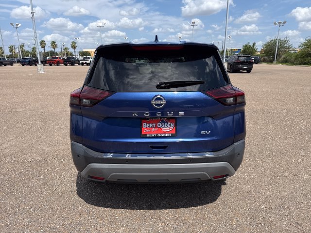 Used 2023 Nissan Rogue SV FWD image 6