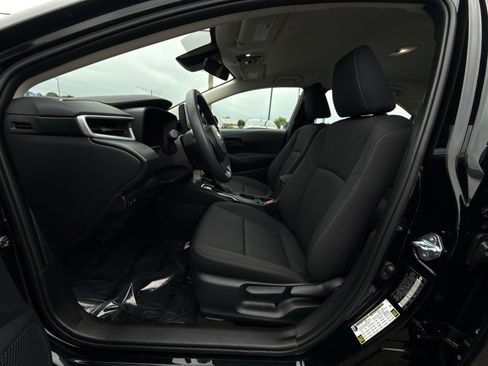 Used 2026 Toyota Corolla LE FWD image 13