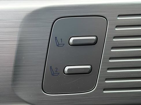 Used 2024 Hyundai Santa Fe Limited AWD/4WD image 19